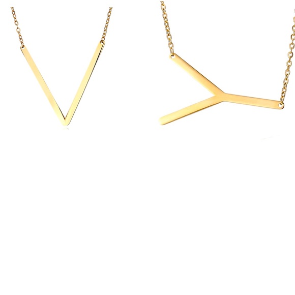 🍒3/$30 New Gold Block Monogram Necklace - Picture 7 of 10